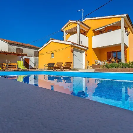 Ninetta 4* Galižana